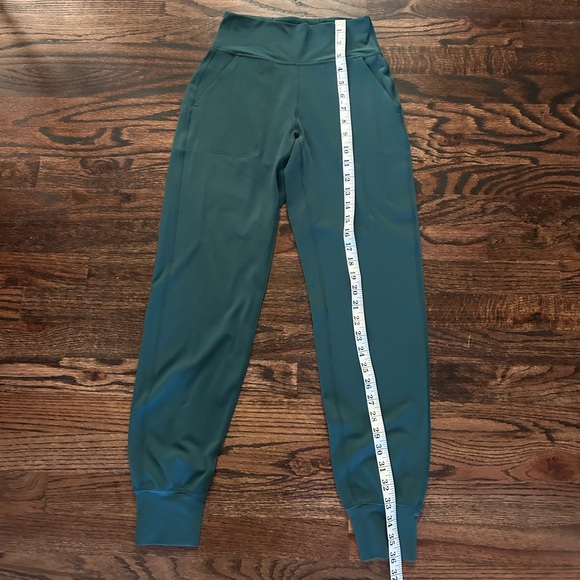 Lululemon Align High-Rise Jogger *Full Length - Picture 9 of 10